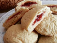 biscotti ripieni di marmellata-2