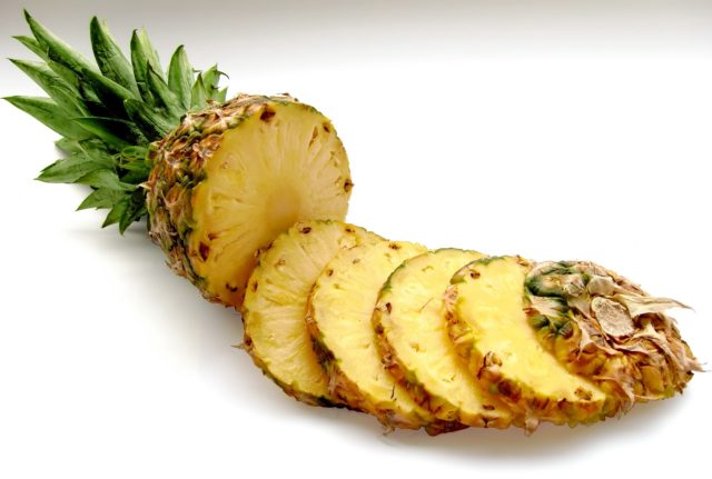 proprietà ananas