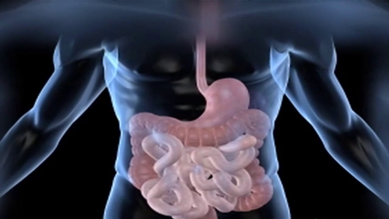 Il tuo stomaco è gonfio? Ecco il motivo e come risolvere il problema