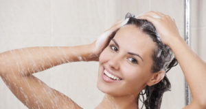 trattamento naturale contro la caduta dei capelli